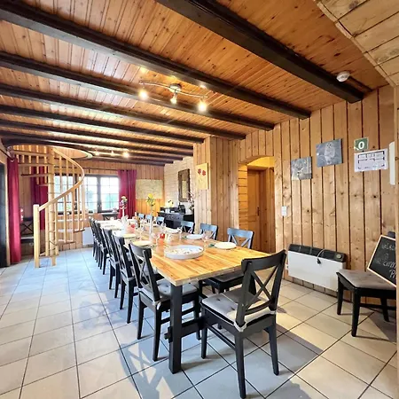La Pomme De Pin Holiday home *