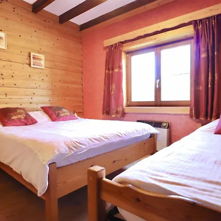 La Pomme De Pin Hébergement de vacances *