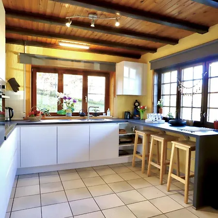 La Pomme De Pin Holiday home *